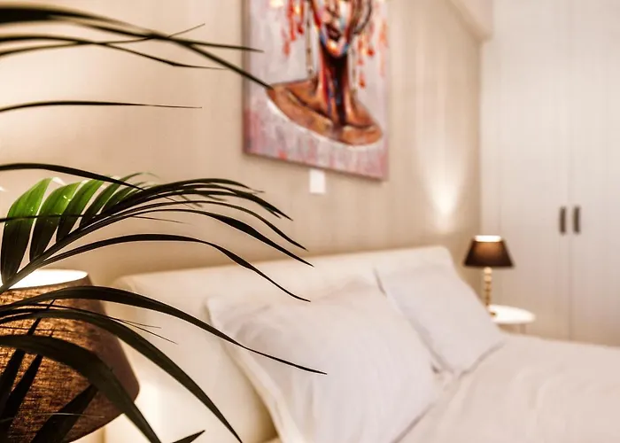 Kentia Fine Living Apartment