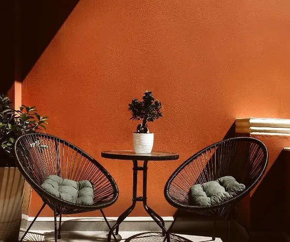 Kentia Fine Living Apartment